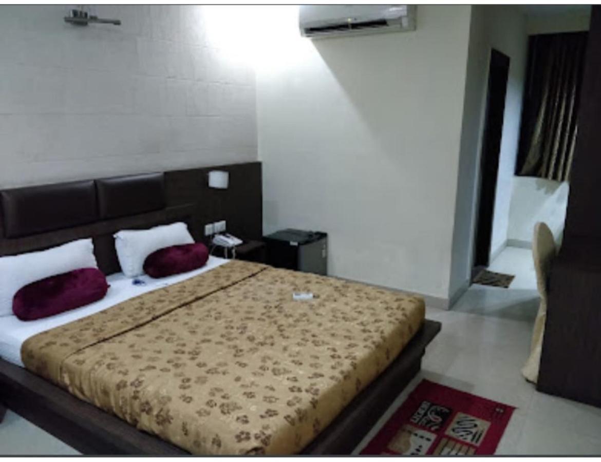 Апартаменты Mahi Residency, Ranchi, Jh Экстерьер фото